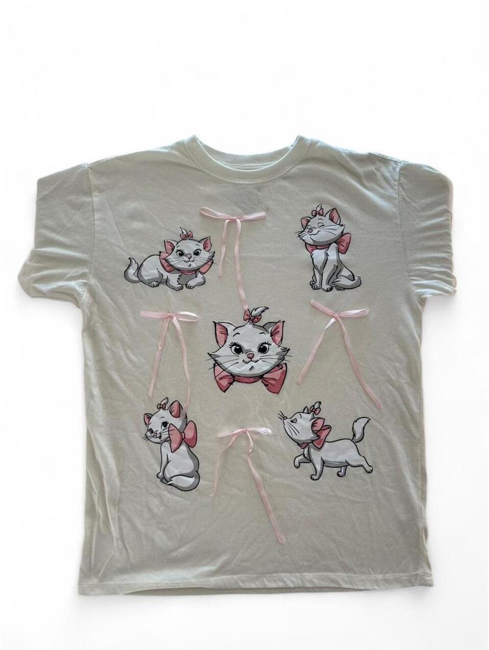 Disney Aristocats Marie Coquette Bow T Shirt Women’s Small